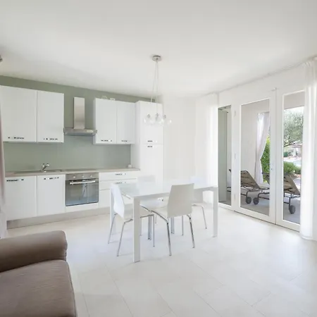 Appartamento Villaggio Les Maisons - Immobiliare Pacella