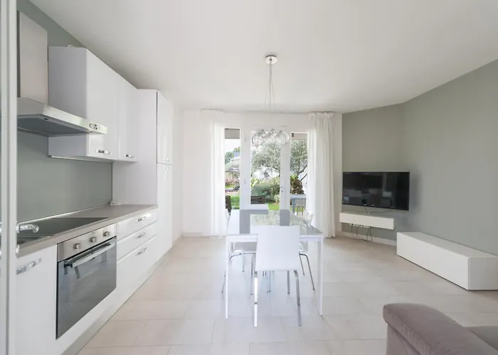 Villaggio Les Maisons - Immobiliare Pacella