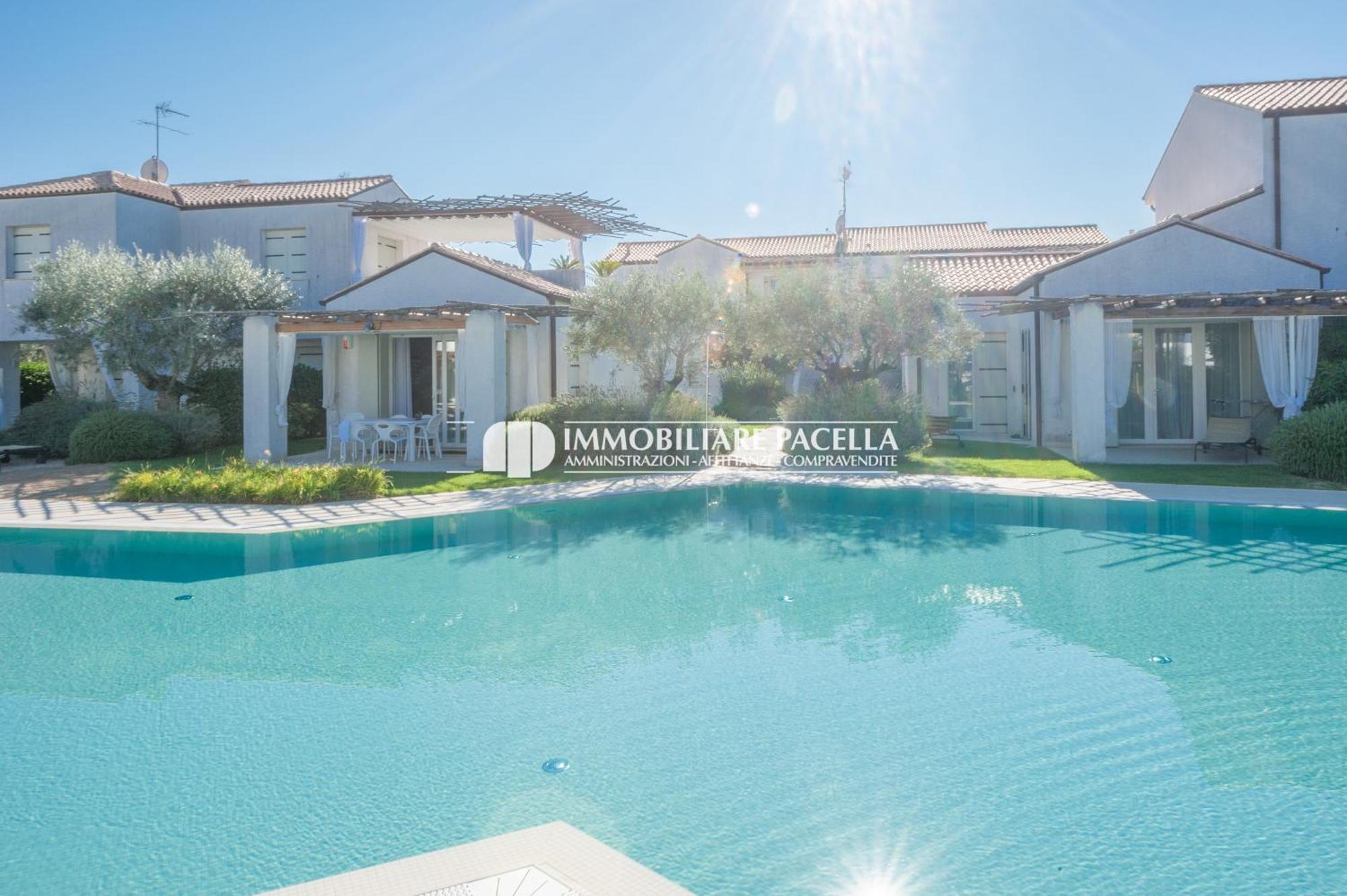 Villaggio Les Maisons - Immobiliare Pacella * Lido di Jesolo